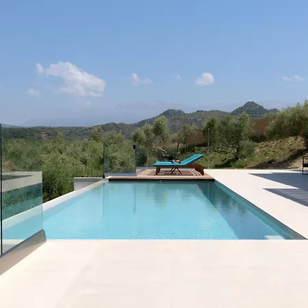 فيلة Blue Zone Villa, A Seaview Sanctuary With Pool, By Thinkvilla *